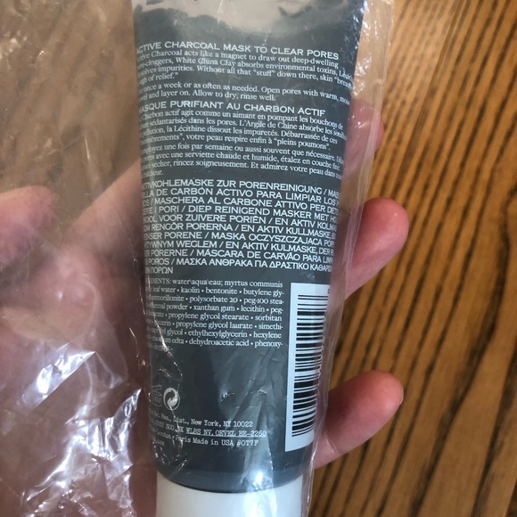 Origins CLEAR IMPROVEMENT™Active Charcoal Mask To Clear Pores 75ml - Picture 3 of 3